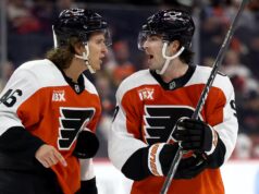 Les Flyers humilhados pelos Rangers
