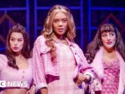 Atriz diz que ser escalada como Regina George é ‘monumental’