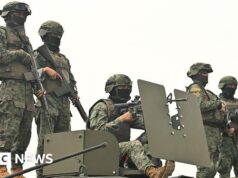 Equador envia 75 mil soldados e policiais para combater gangues de traficantes