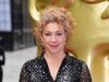 Alex Kingston: Strictly Come Dancing foi o ‘antídoto perfeito’ para o tratamento do câncer