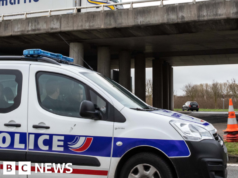 Polícia francesa detém irmãos por conspiração ‘letal e antissemita’