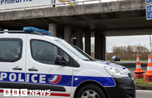 Polícia francesa detém irmãos por conspiração ‘letal e antissemita’