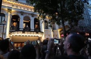 Rachel Zegler elogia o desempenho na varanda em Evita como ‘incrível’ e ‘inovador’