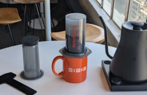 O café AeroPress é excelente quando estou viajando, mas eu uso o meu mesmo quando fico em casa