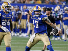 O quarterback do Blue Bombers, Chris Streveler, anuncia aposentadoria