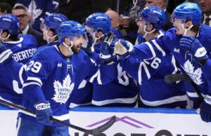 Maple Leafs envia Bo Groulx para AHL