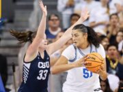 UCLA reprime após o intervalo, esmaga Cal Baptist em March Insanity