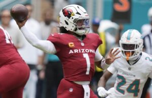 Relatório: Vikings assinam contrato de um ano com QB Kyler Murray