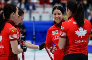 Conclusões do curling feminino mundial: Einarson teve o melhor começo de todos os tempos graças ao jogo sem erros