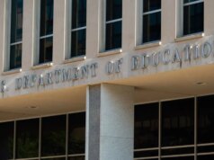 O Departamento de Educação sob Trump acaba de dar o seu “maior” passo mais próximo do fechamento
