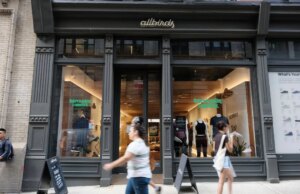 Allbirds está sendo vendido por US$ 39 milhões. Levantou quase 10 vezes esse valor em seu IPO.