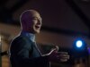 Jeff Bezos supostamente quer US$ 100 bilhões para comprar e transformar antigas empresas de manufatura com IA