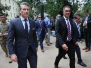 Emil Michael, agora um alto funcionário do Pentágono, diz que nunca perdoará os investidores do Uber que destituíram ele e Kalanick