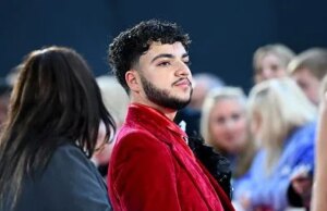 Junior André revela seu trabalho secreto das nove às cinco: ‘Tem sido difícil’