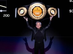 O CEO da Nvidia quer que os executivos de tecnologia parem de demitir trabalhadores e assustar as pessoas