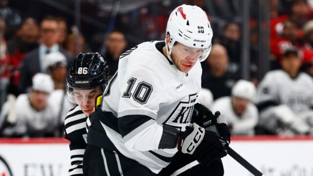 Los-Angeles-Kings-left-wing-Artemi-Panarin.jpg