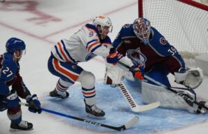 Gol de energy play tardio de McDavid leva Oilers sobre Avalanche