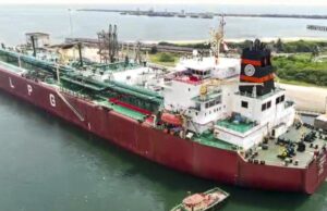 Crise do GLP e do petróleo AO VIVO: Transportador indiano de GLP cruza o Estreito de Ormuz: website de tráfego marítimo