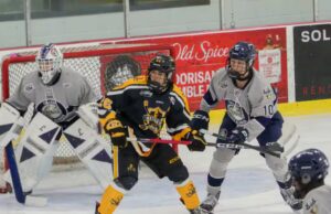Séries eliminatórias da Ligue de hockey M18 AAA du Québec: le Phénix gagne en troisième período de prolongamento