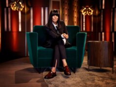 O público do chat present de Claudia Winkleman tem que seguir um código de vestimenta muito rígido