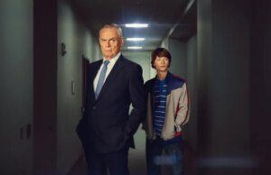 A virada arrepiante de Martin Clunes conforme Huw Edwards revelou em novas fotos