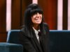 A estreia de Claudia Winkleman no chat present parece estranhamente monótona, mas ainda há esperança