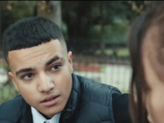 Junior Andre faz estreia como ator ao lado do pai Peter após revelar seu trabalho secreto