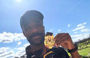 Ore Oduba, em lágrimas, revela o motivo doloroso pelo qual está correndo a Maratona de Londres