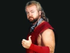 Lenda da WWE Dennis ‘Loverboy’ Condrey morre aos 74 anos