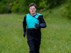 ‘Aterrorizado e enjoado’: toquei no programa mais selvagem do Channel 4 até agora