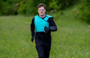 ‘Aterrorizado e enjoado’: toquei no programa mais selvagem do Channel 4 até agora