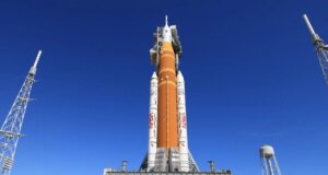 A NASA está explorando um papel reduzido para o SLS à medida que fica mais aconchegante com a SpaceX