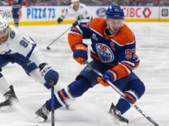 Os petroleiros perdem novamente, mas mantêm posição na fraca Divisão do Pacífico