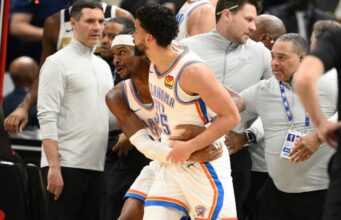 Briga no remaining do primeiro tempo leva à expulsão de quatro dos Thunder-Wizards