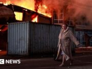 Rússia explora guerra com o Irã, diz Zelensky após novo bombardeio