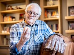 « Il nous a fait rire en masse le petit tabarnouche! »: Rodger Brulotte é um jogador de viagens redoutable se remémore Claude Raymond