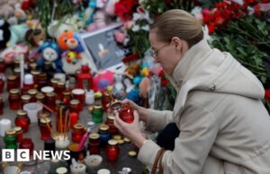 Dezenove presos por ataque mortal em present em Moscou