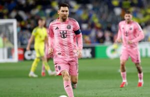 Lionel Messi marca o 900e, mas de sua carreira