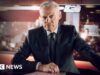 Jogar com Huw Edwards é um desafio em vários níveis – Martin Clunes