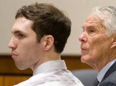 Advogados do homem acusado do assassinato de Charlie Kirk questionam evidências e pedem para adiar a audiência