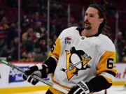 O veterano Erik Karlsson não se acalmou com os Penguins de Pittsburgh