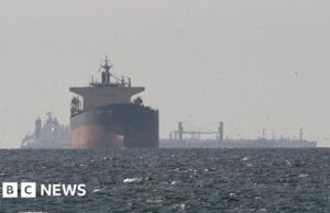 Trump insta Reino Unido e outras nações a enviarem navios de guerra para o Estreito de Ormuz