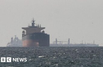 Trump insta Reino Unido e outras nações a enviarem navios de guerra para o Estreito de Ormuz