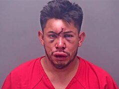 Adolescente do Alabama vem em auxílio da mãe e nocauteia padrasto durante suposta tentativa de estrangulamento