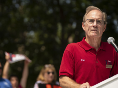 Os republicanos de Illinois selecionam Don Tracy nas eleições primárias para a cadeira do senador Durbin