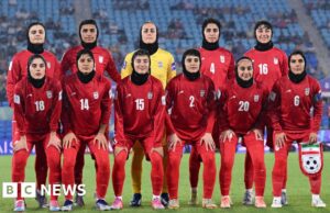 Capitão do Irã é o último jogador de futebol a desistir do pedido de asilo, diz mídia estatal iraniana