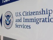 Administração Trump reduz repressão ao asilo, dizem fontes