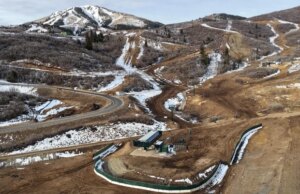 A histórica seca de neve no Ocidente pode causar escassez de água e incêndios florestais