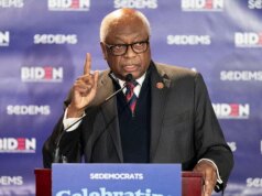 Clyburn, democrata da Carolina do Sul de 85 anos, concorrendo à reeleição
