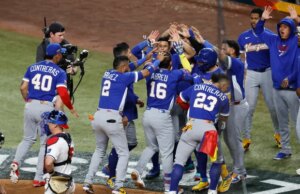 Venezuela derrota os EUA por 3 a 2 e conquista seu primeiro título do Clássico Mundial de Beisebol
